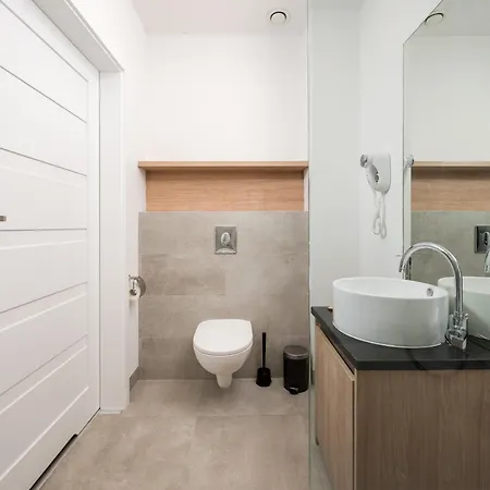 Wola Slawinska Deluxe By Bookinghost 公寓 华沙