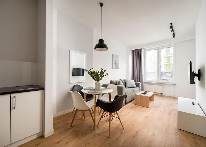 Wola Slawinska Deluxe By Bookinghost *