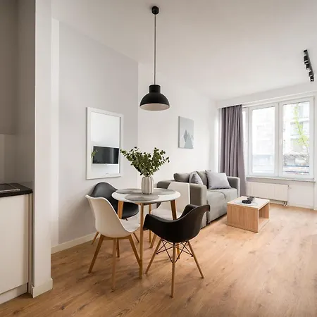 Wola Sławińska Deluxe By Bookinghost *