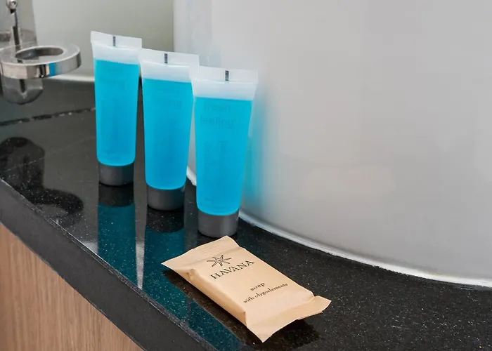 Wola Sławińska Deluxe By Bookinghost *